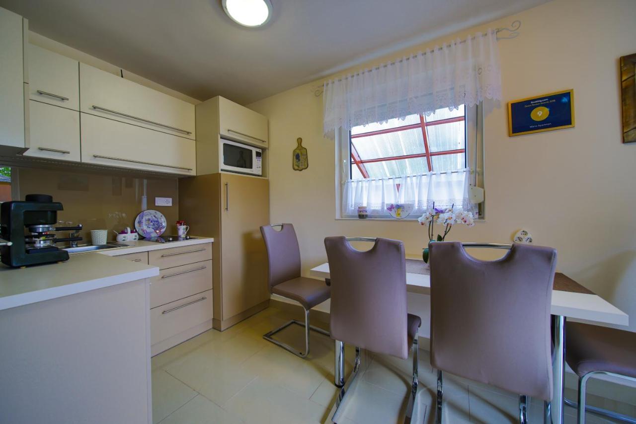 Maria Apartman Hajduszoboszlo Bagian luar foto