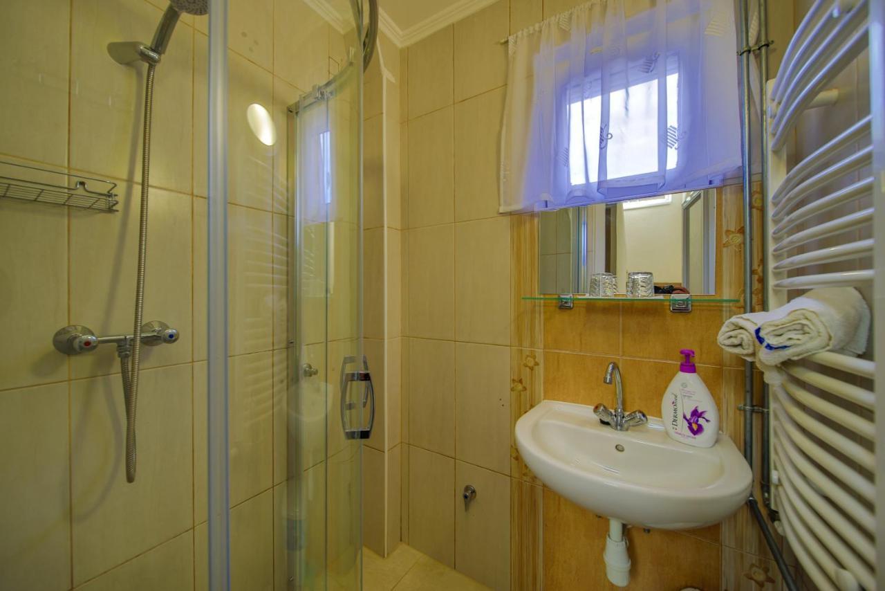 Maria Apartman Hajduszoboszlo Bagian luar foto