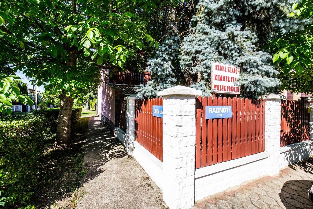 Maria Apartman Hajduszoboszlo Bagian luar foto